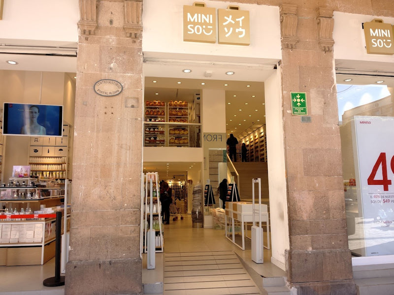 Miniso León Centro Portales